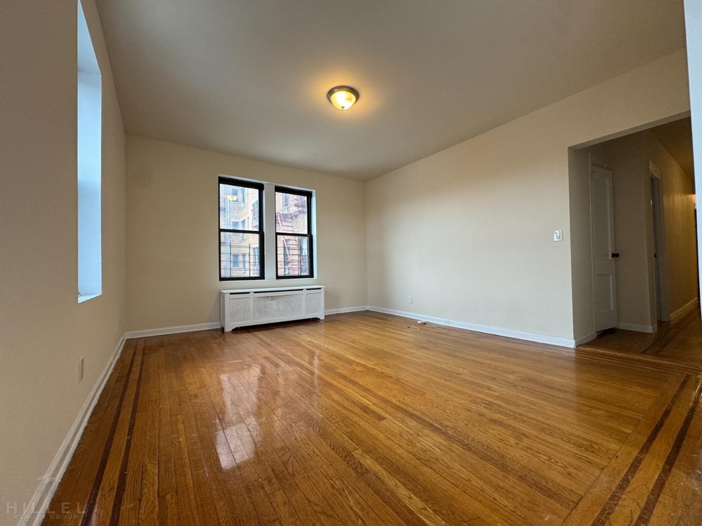 36-14 165th St - Photo 4
