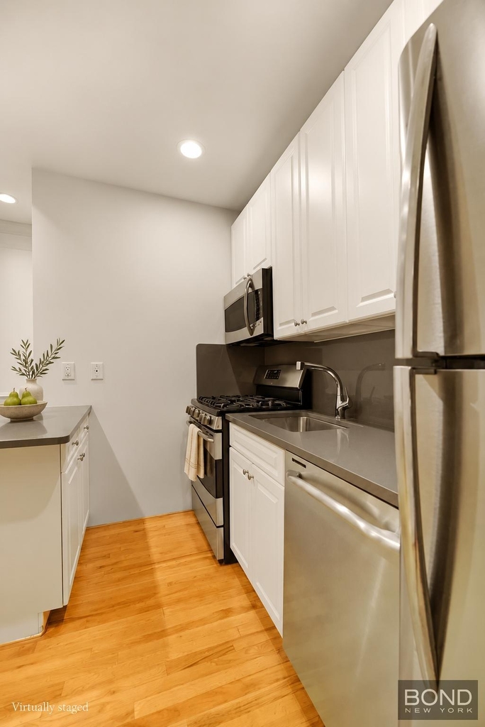 East 70th Street - Photo 1
