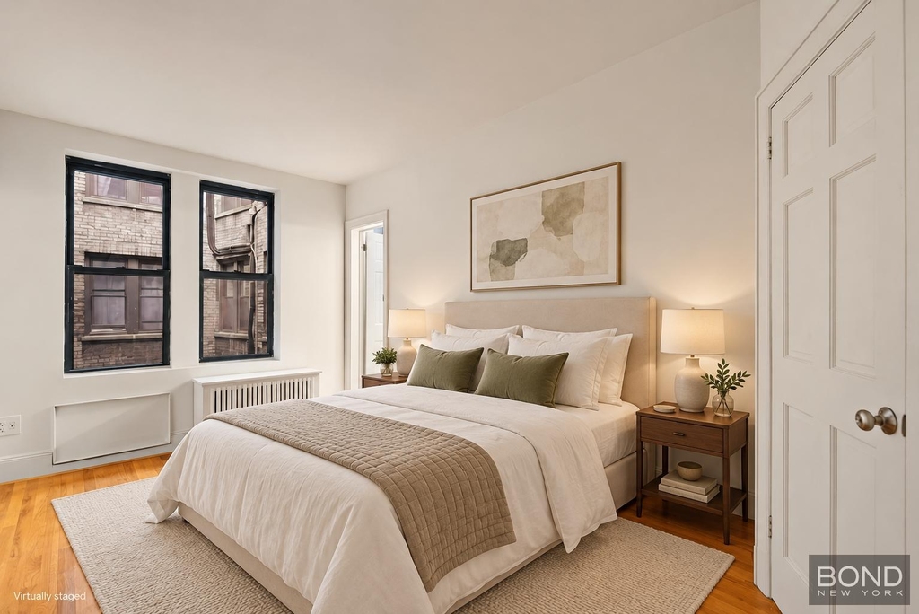 East 70th Street - Photo 2