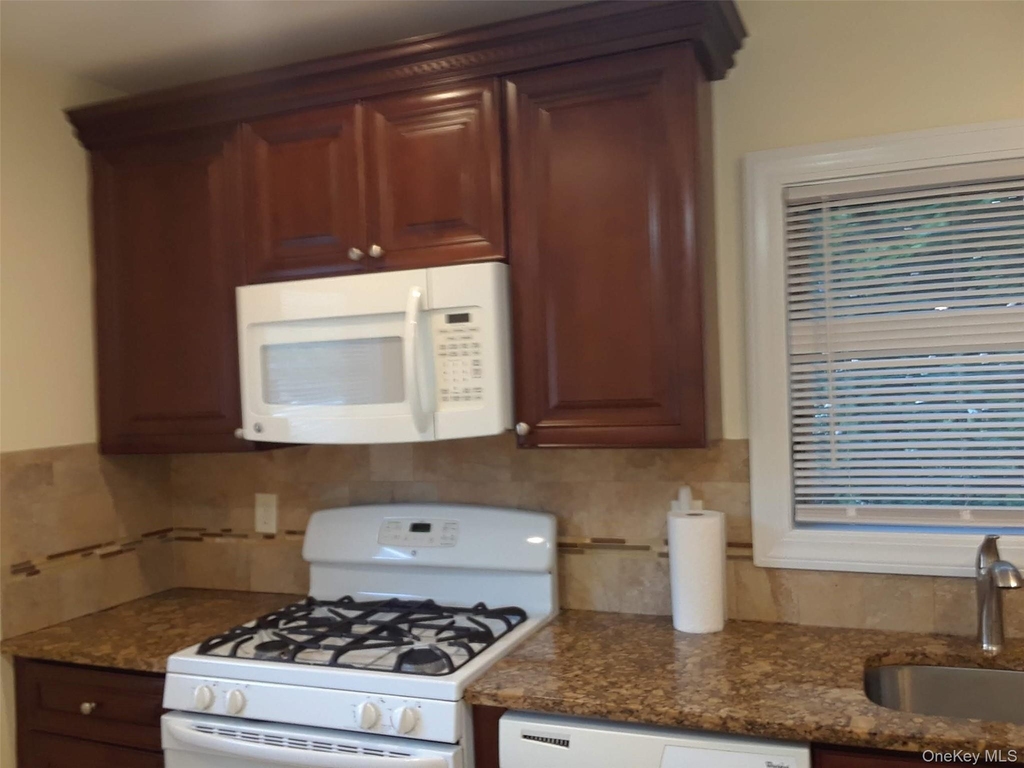 29 N Long Beach Road - Photo 3