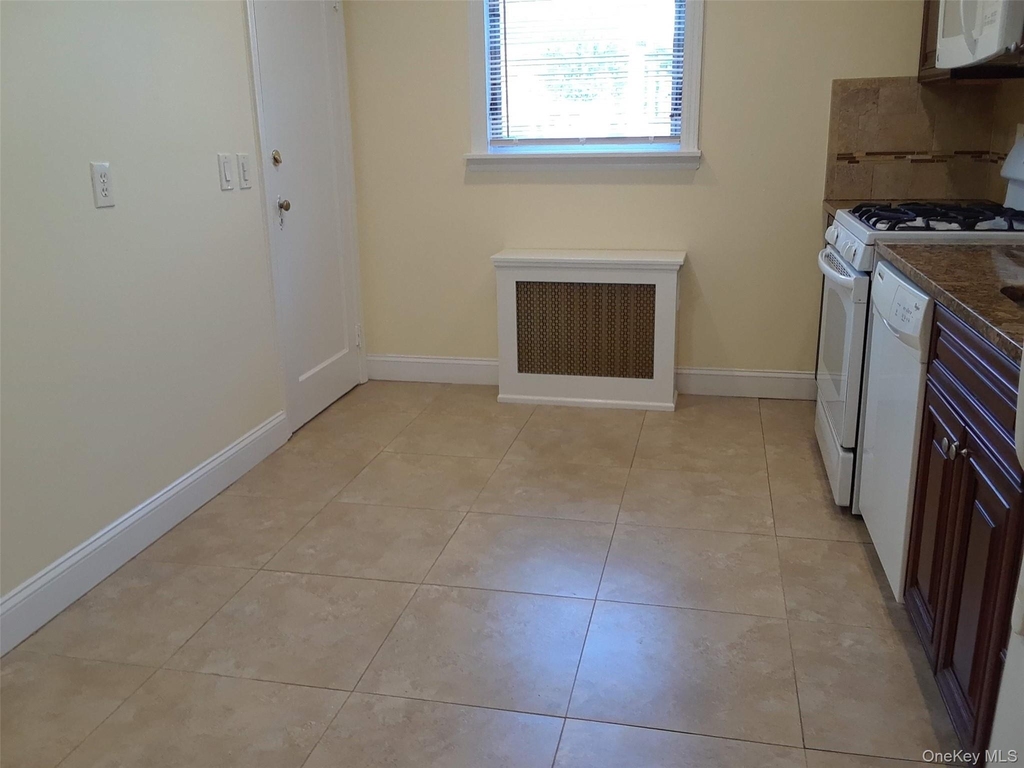 29 N Long Beach Road - Photo 10