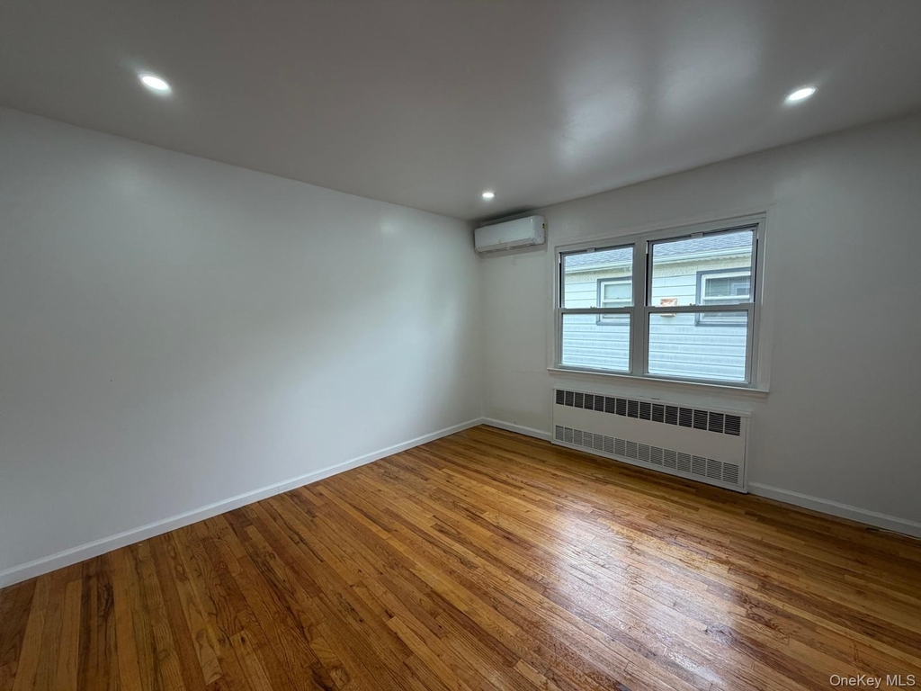 19 Gibson Boulevard - Photo 4