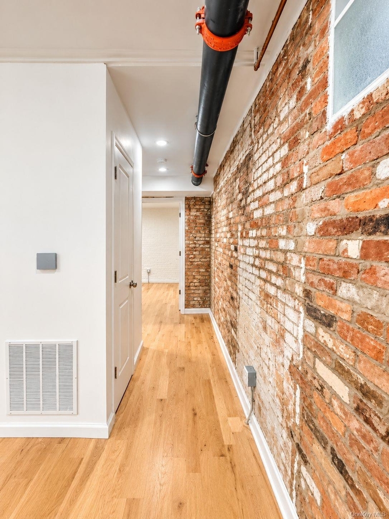155 S River St - Photo 6