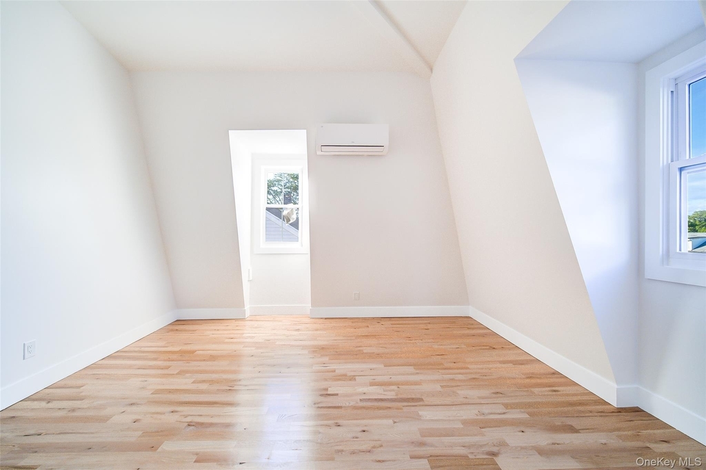 258 State Street - Photo 12