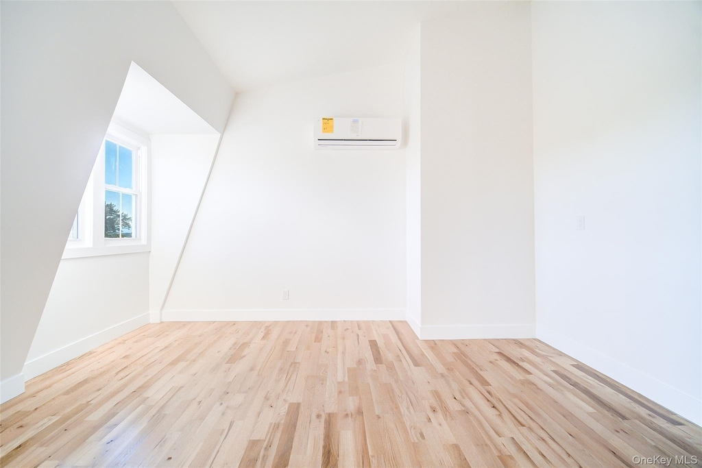 258 State Street - Photo 3