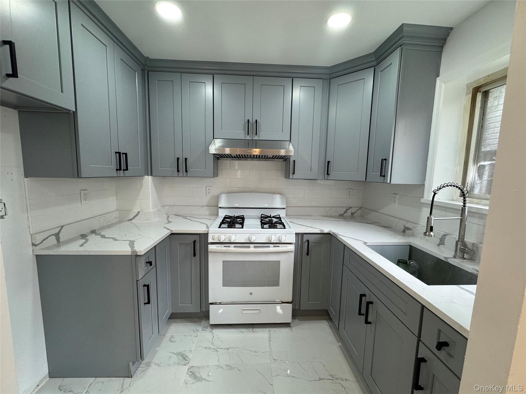 116-09 91st Avenue - Photo 0
