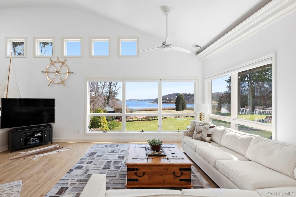 61 Factory Pond Road - Photo 4