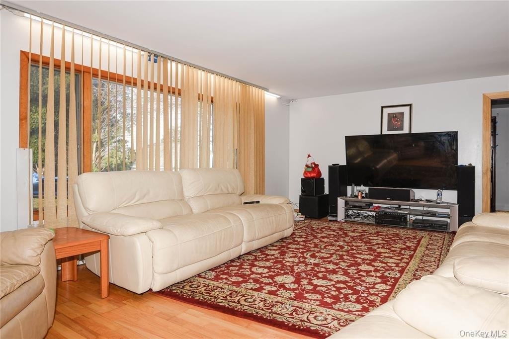 65 Sylvia Lane - Photo 8