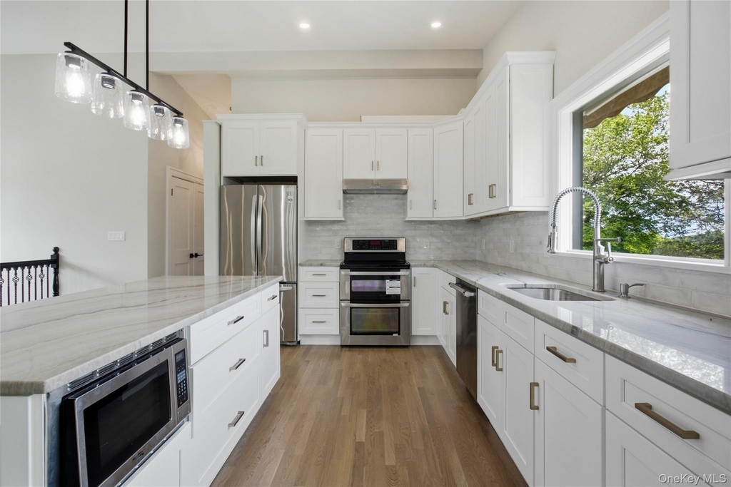 39 Kings Ridge Road - Photo 3