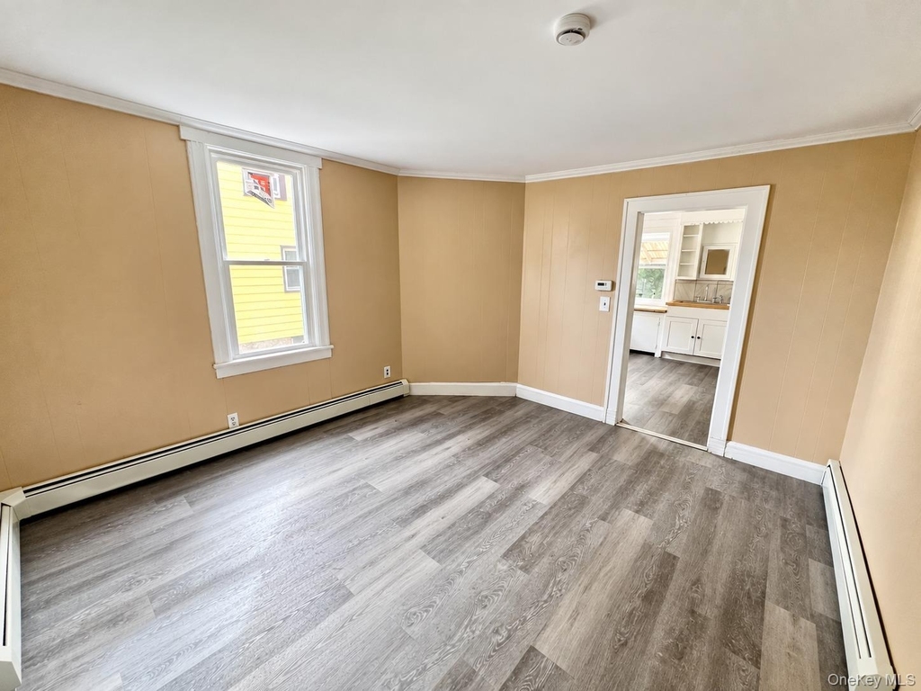 151 Orange Turnpike - Photo 3
