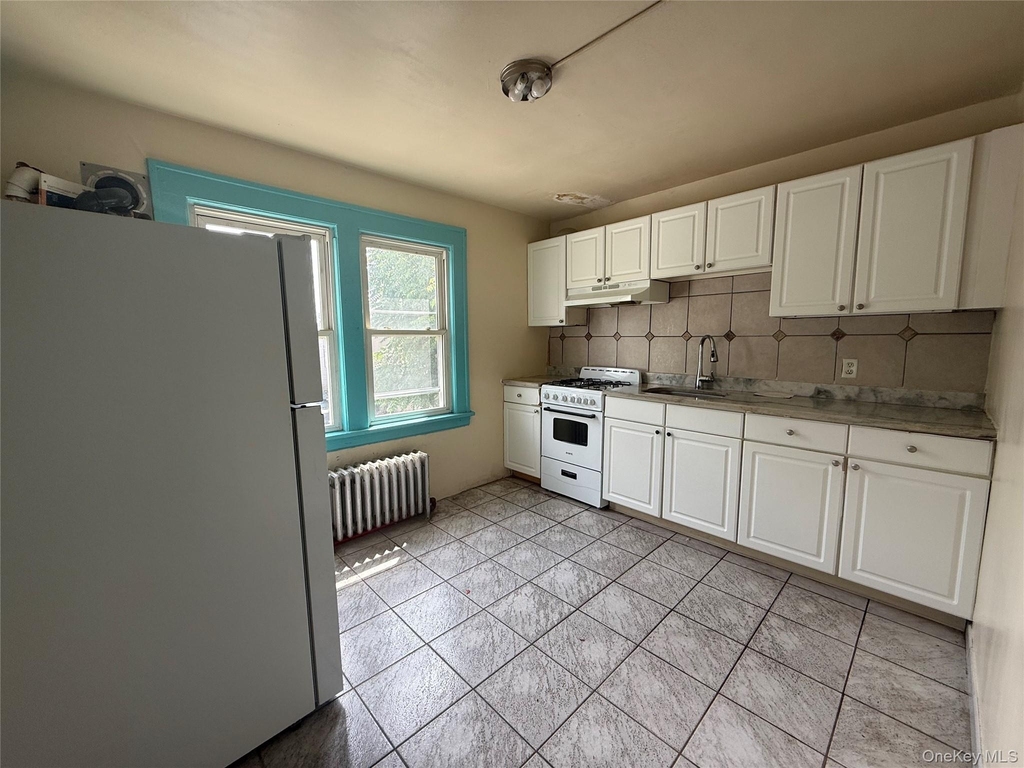 8 E Central Avenue - Photo 3