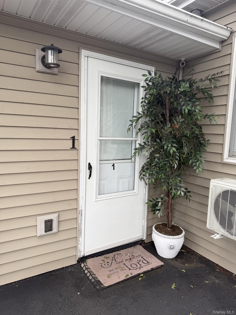 30 Orinoco Drive - Photo 0