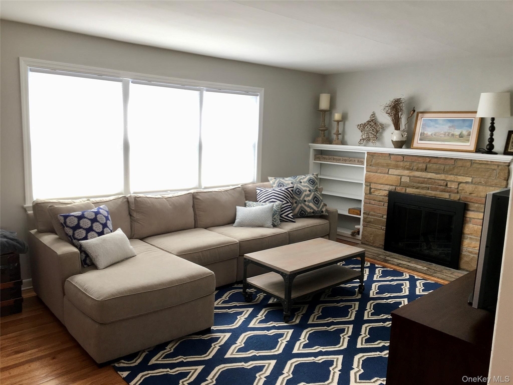 28 Summit Avenue - Photo 2