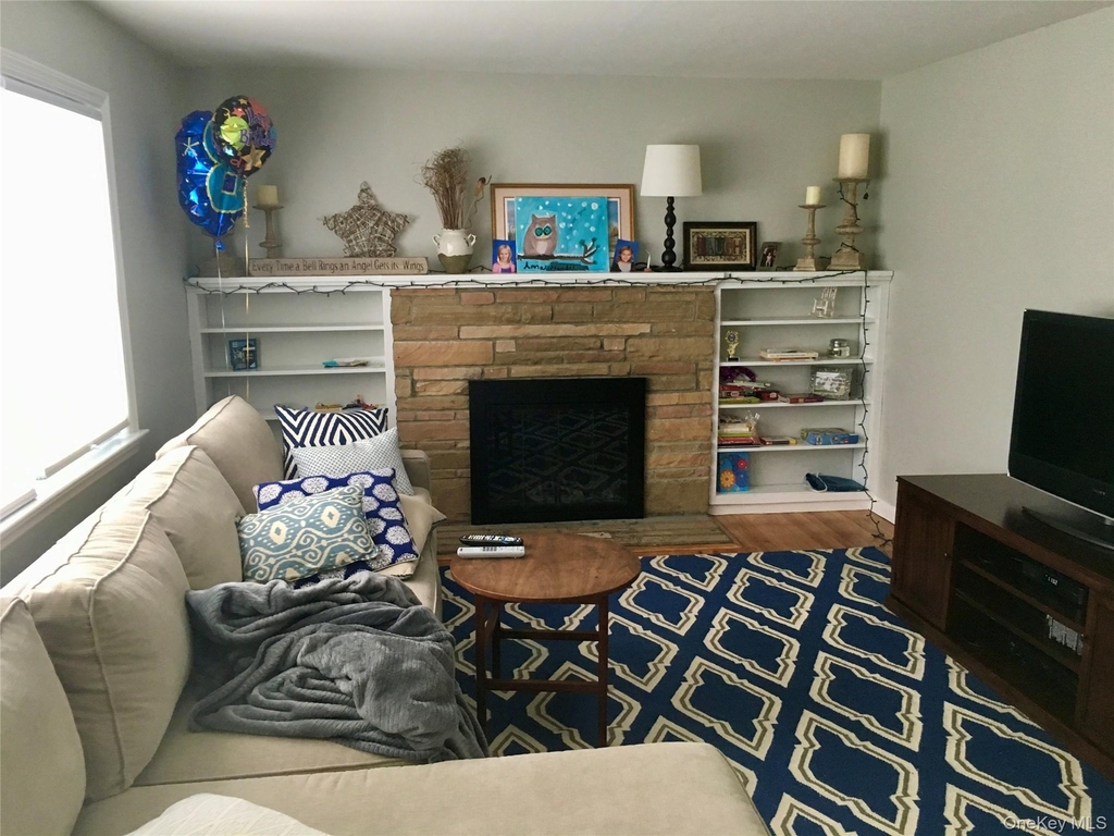 28 Summit Avenue - Photo 3