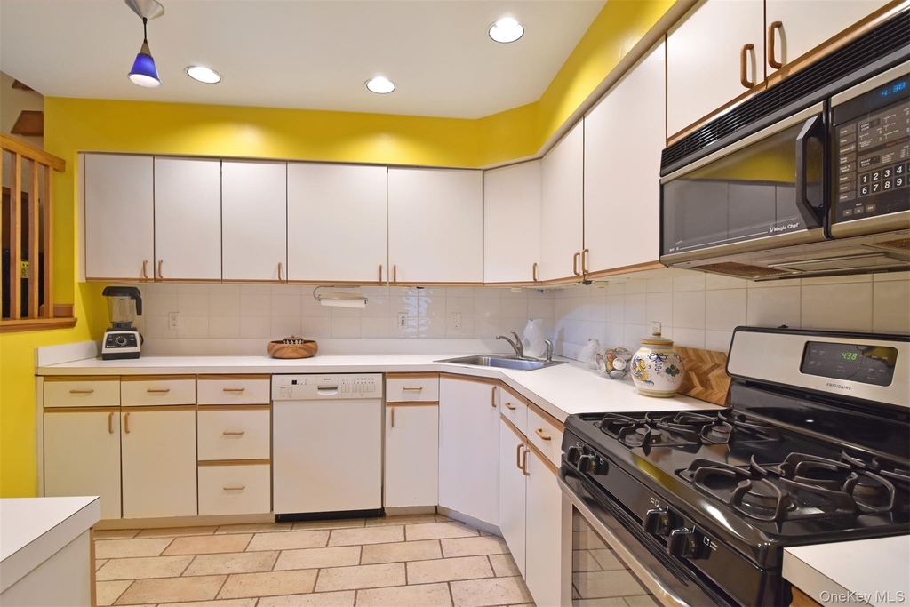 26 Sunnyside Place - Photo 5