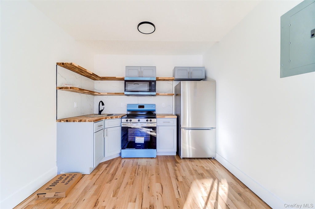 258-260 State Street - Photo 11