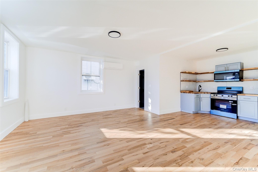 258-260 State Street - Photo 6