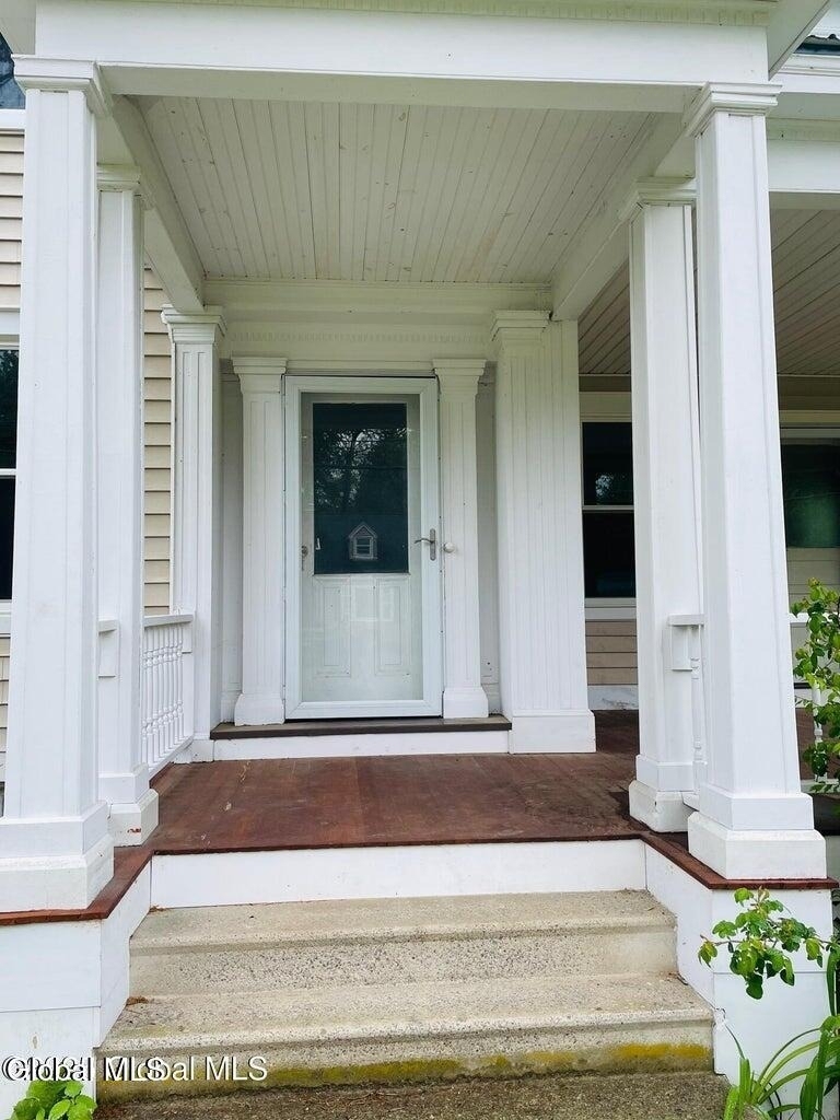 1529 Clauverwie Road - Photo 1