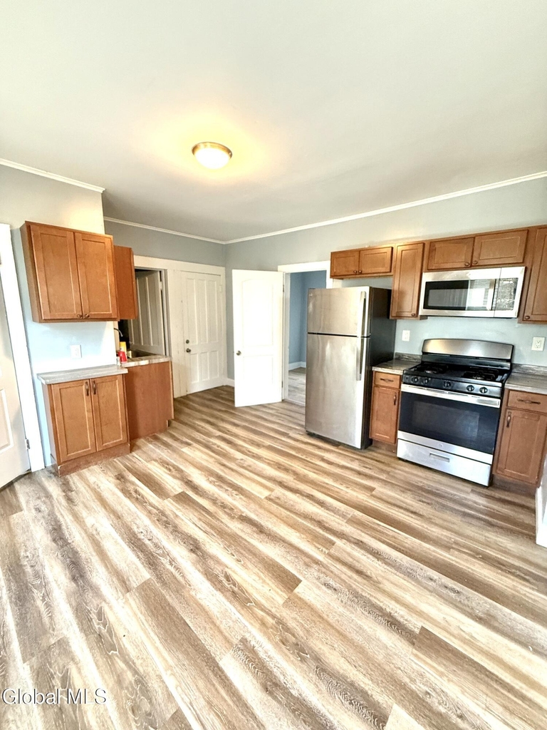 126 Prospect Street - Photo 9