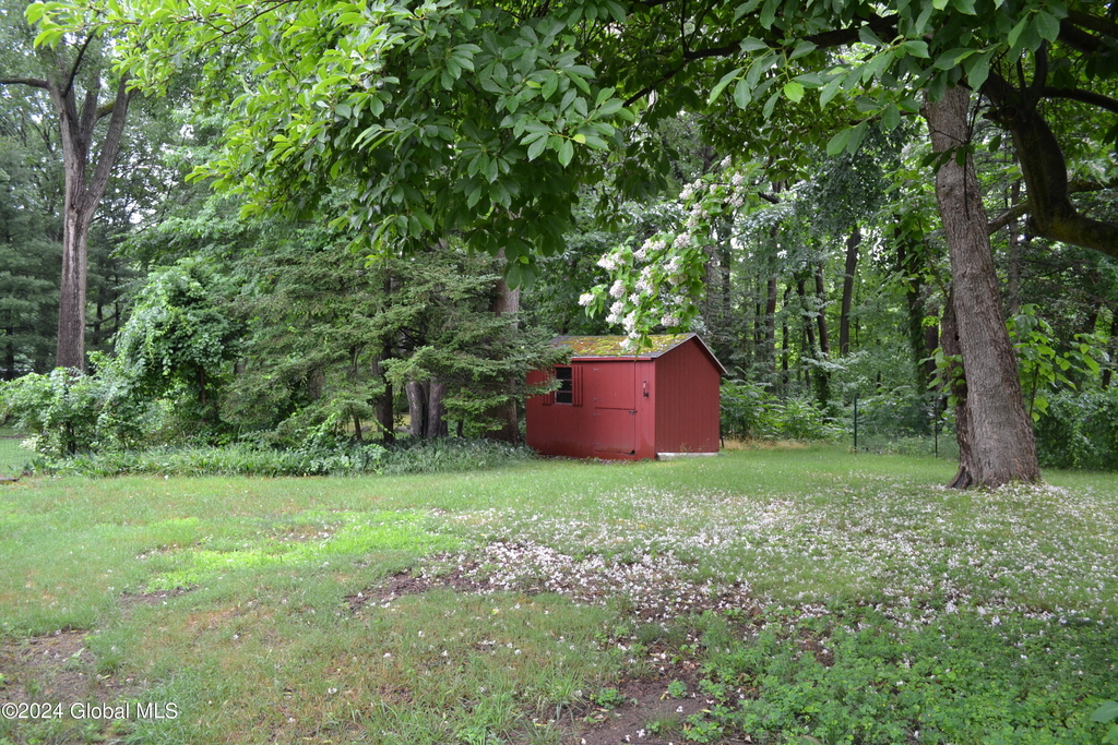 42 Oakwood Drive - Photo 17
