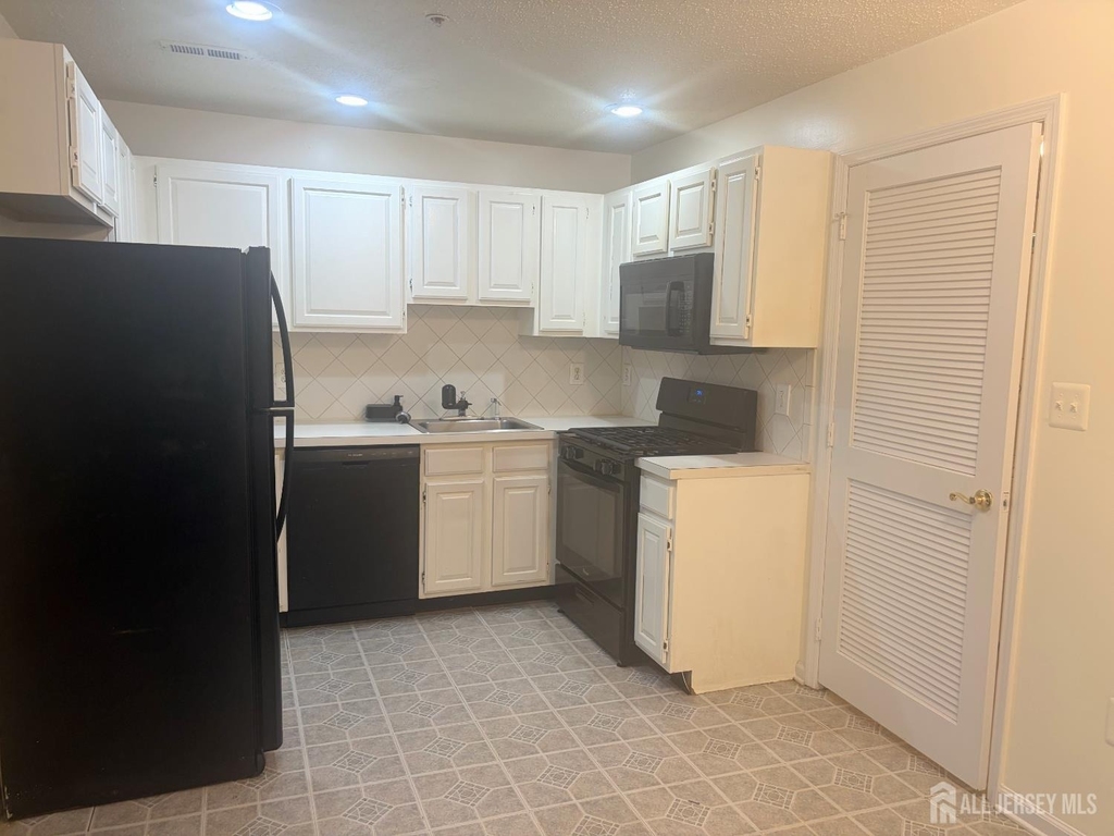 215 Prestwick Way - Photo 7