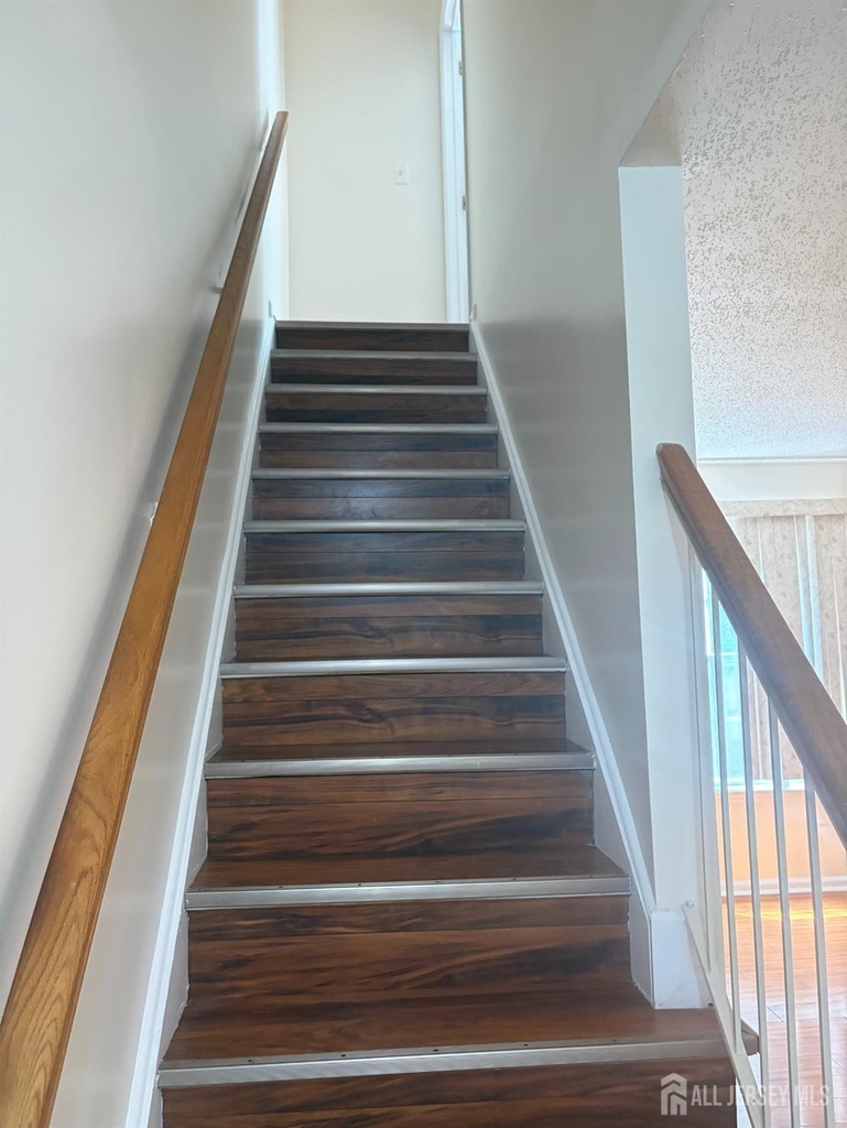 215 Prestwick Way - Photo 18