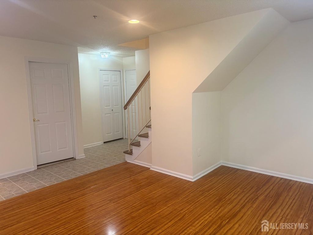 215 Prestwick Way - Photo 5