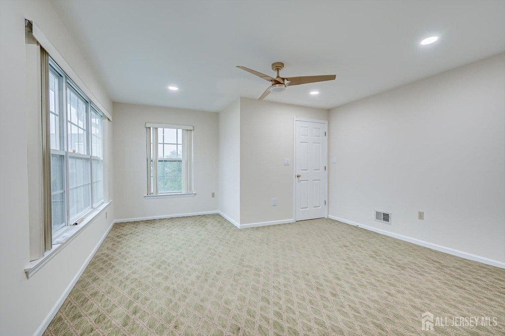 15 Allison Court - Photo 36