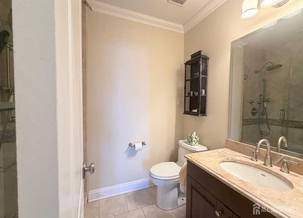 576 Ocean Avenue - Photo 3