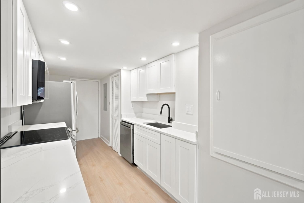 40 Fayette Street - Photo 5