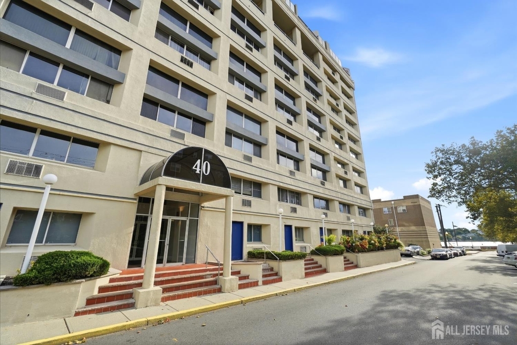 40 Fayette Street - Photo 0