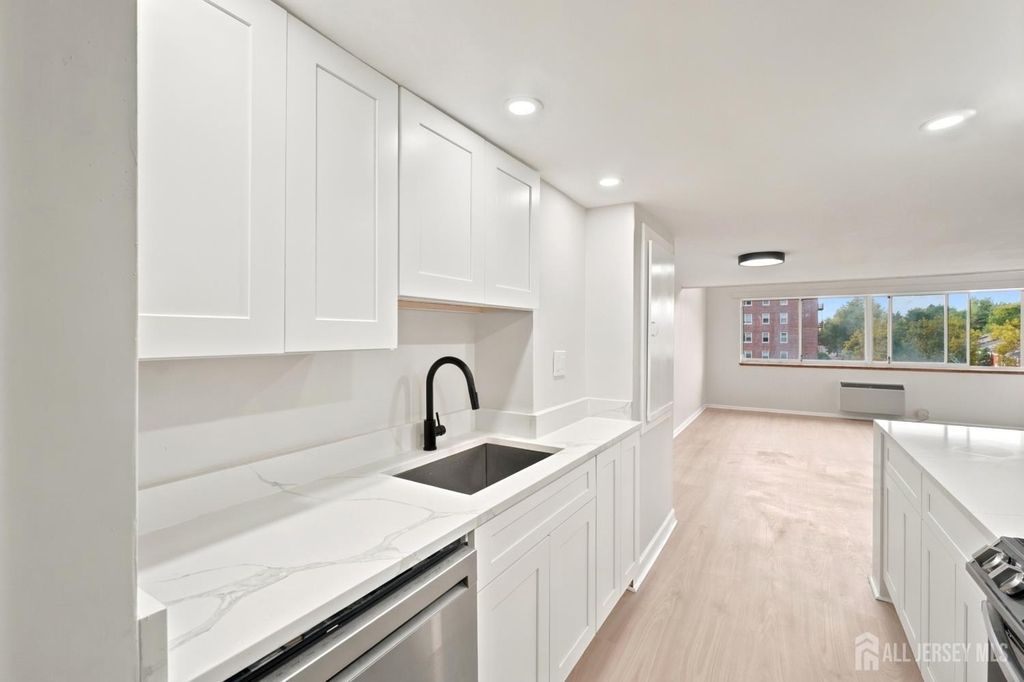 40 Fayette Street - Photo 7