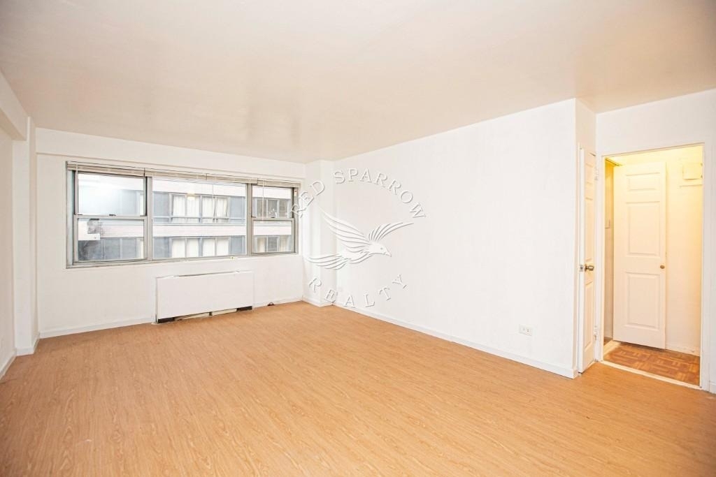 330 E 49th Street - Photo 1
