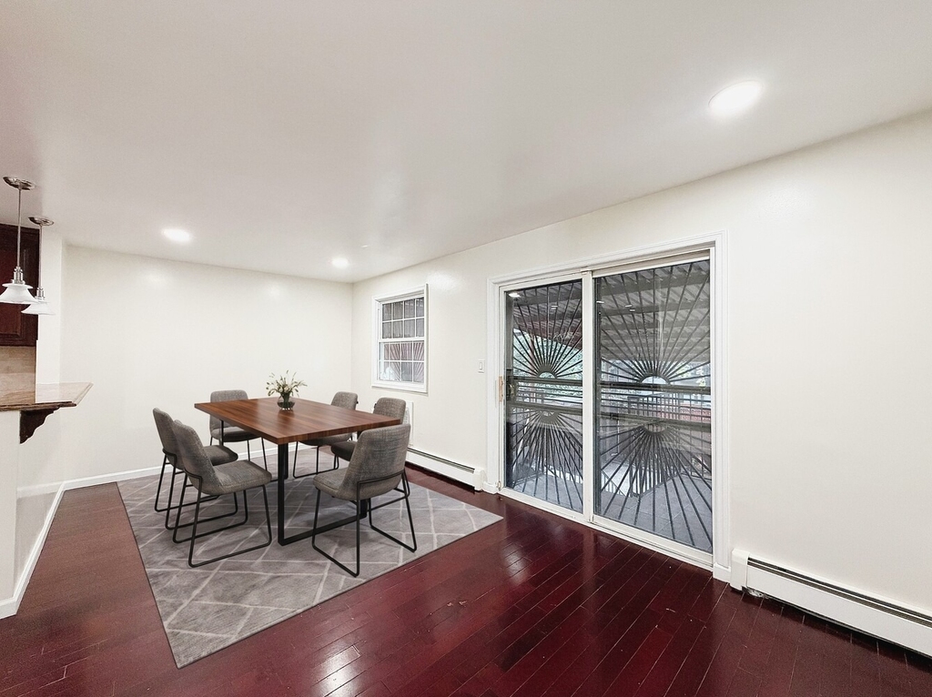 20 N Portland Avenue - Photo 2