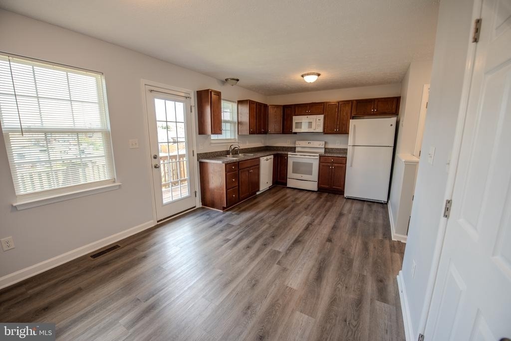 2926 Sorrell Court - Photo 8