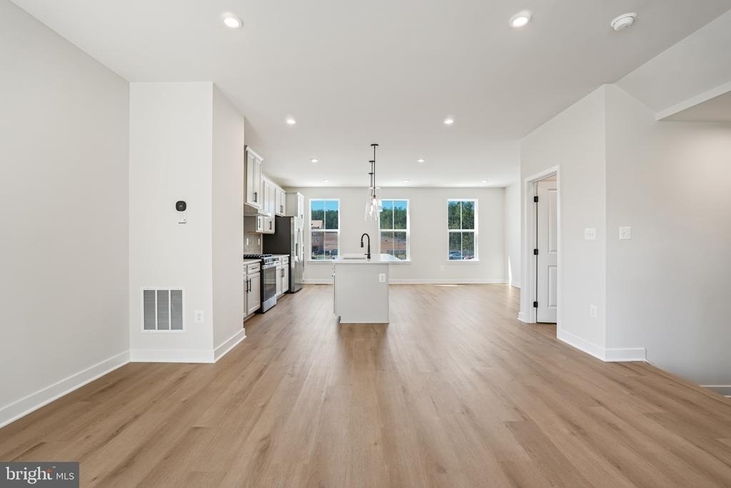 1400 Crested Iris Drive - Photo 11