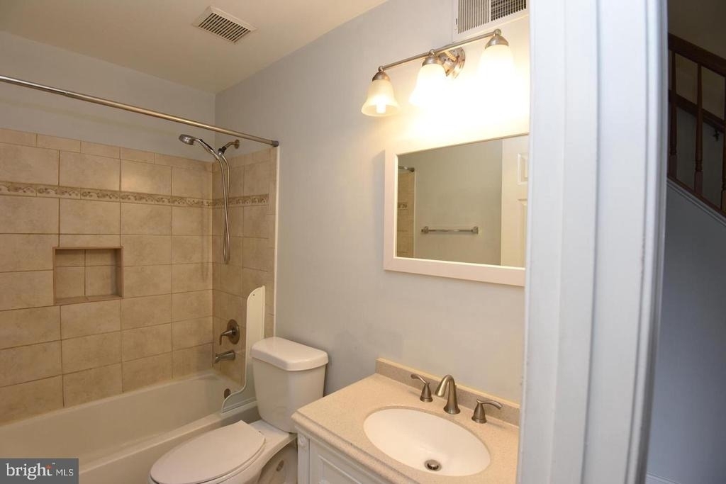 7953 Coachcrest Court - Photo 18