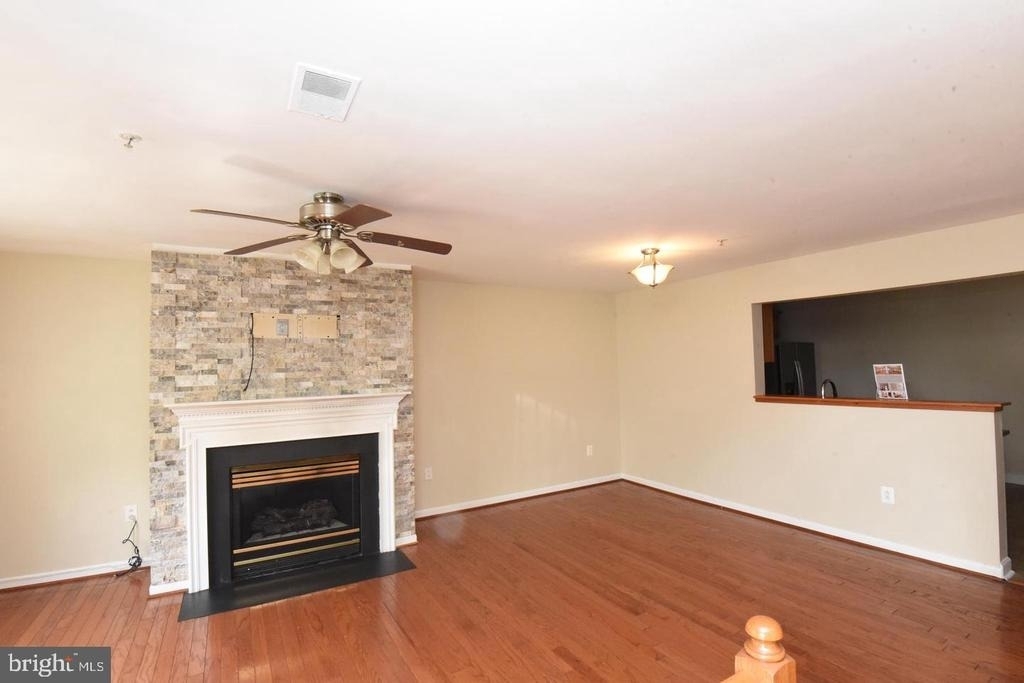 7953 Coachcrest Court - Photo 2