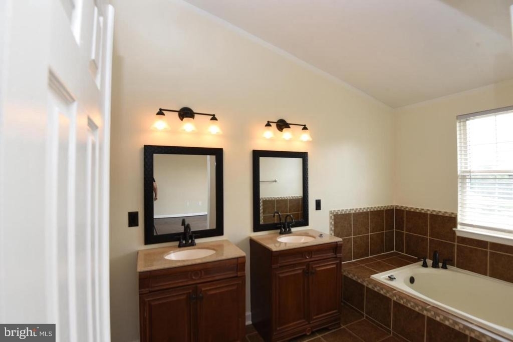 7953 Coachcrest Court - Photo 26