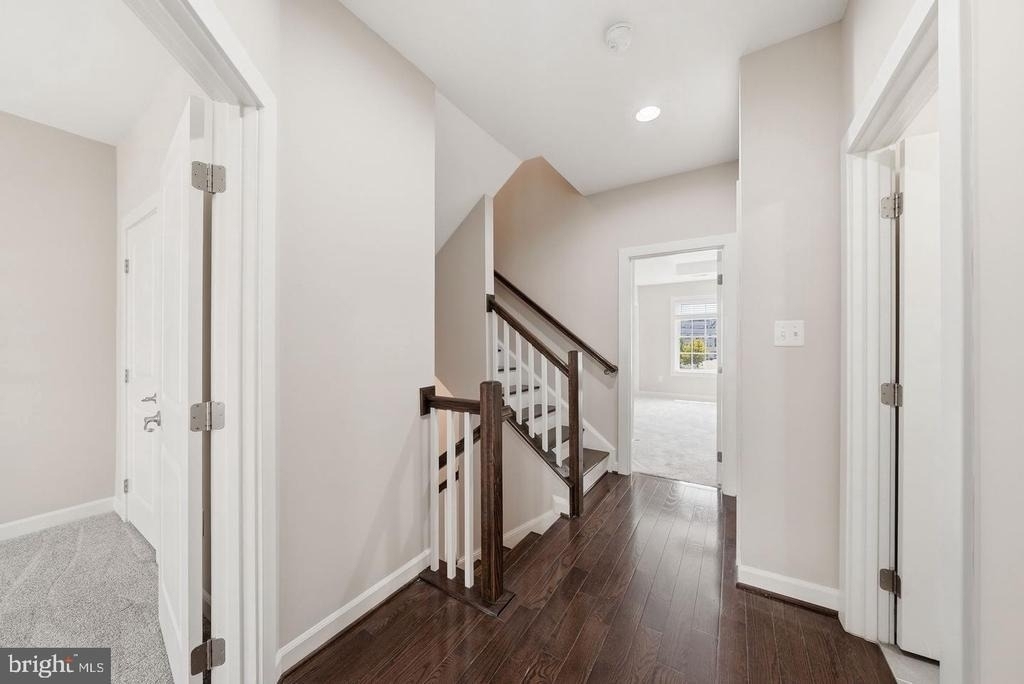 13717 Neil Armstrong Avenue - Photo 29