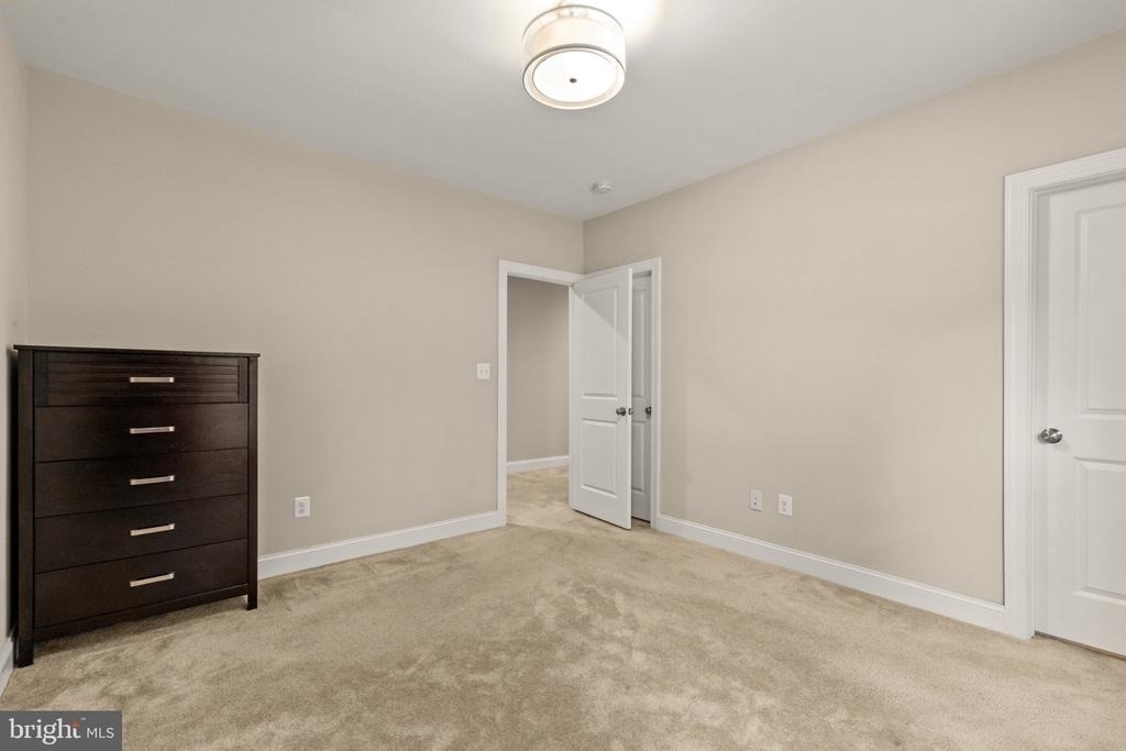 6203 Champion Oak Court - Photo 45