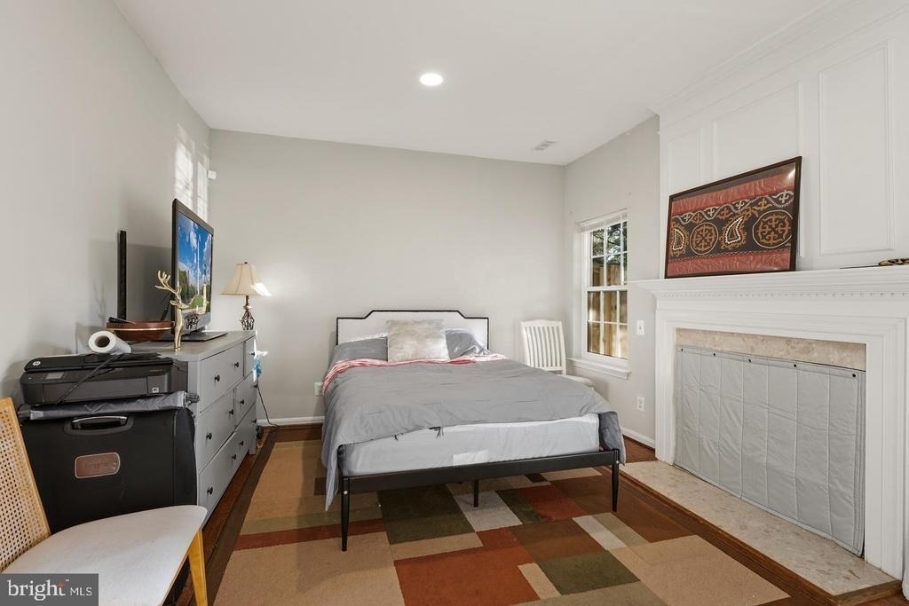 1122 Cypress Tree Place - Photo 7