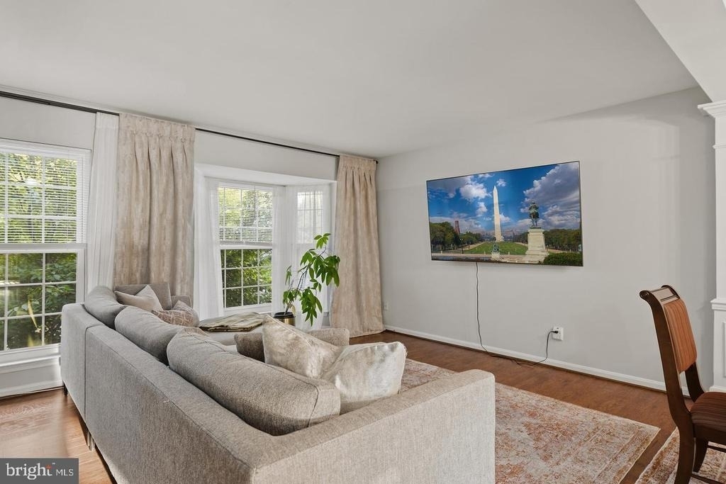 1122 Cypress Tree Place - Photo 10
