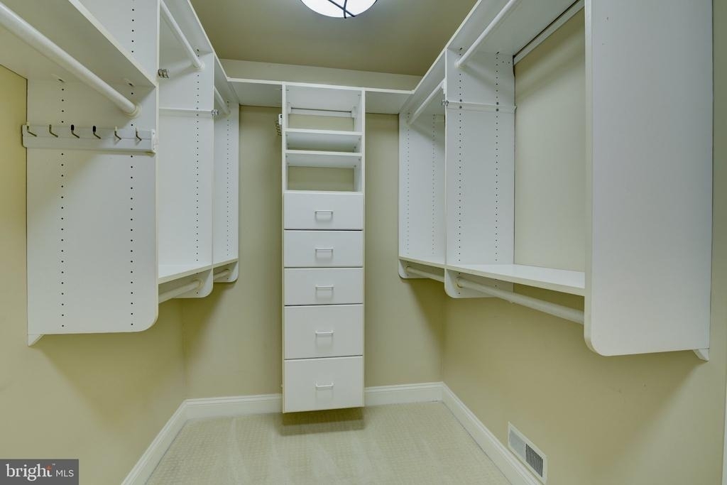 12198 Chancery Station Circle - Photo 21