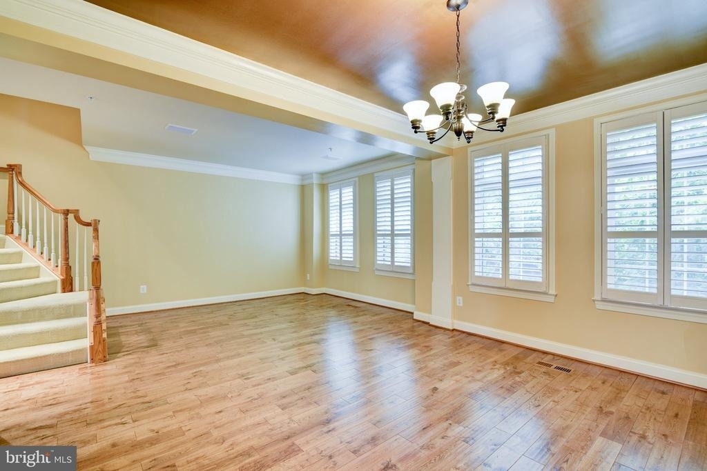 12198 Chancery Station Circle - Photo 8