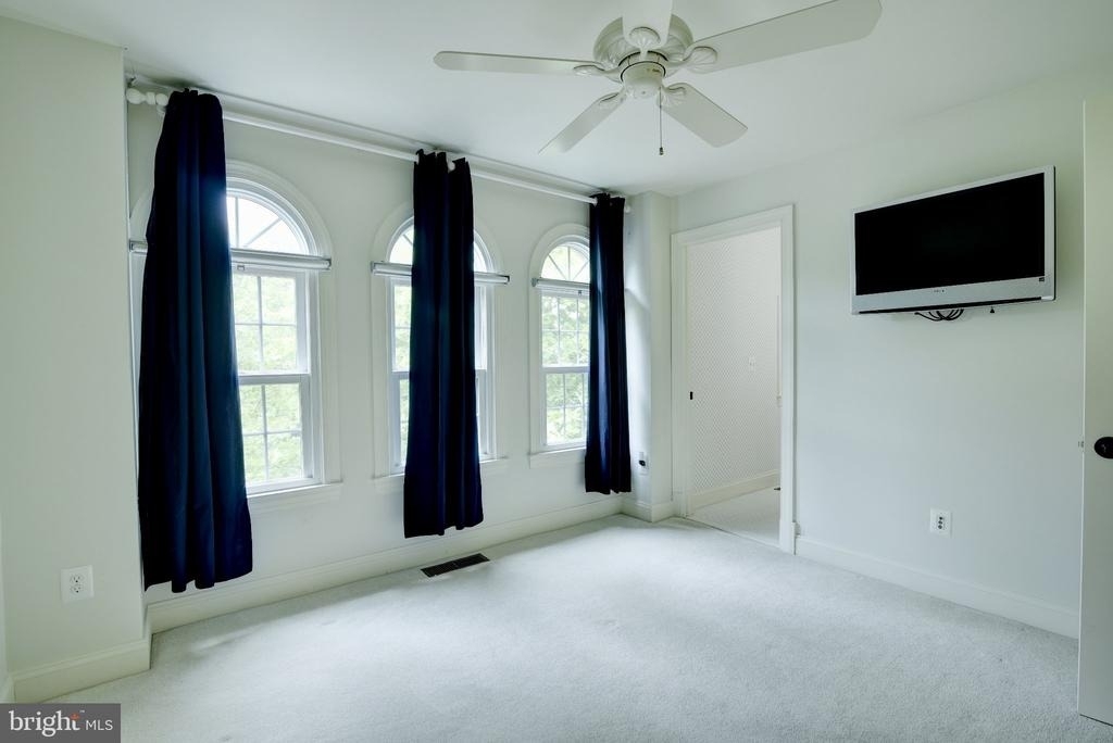 12198 Chancery Station Circle - Photo 22