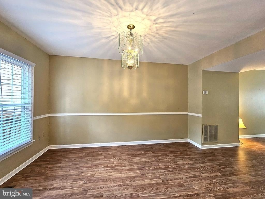 4718 Gainsborough Drive - Photo 5