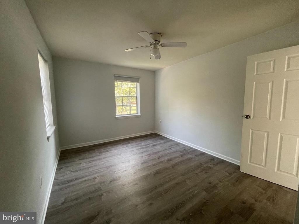 6511 10th Street - Photo 4