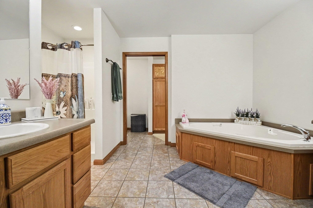 1736 Parker Drive - Photo 10