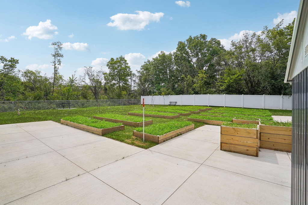 2675 Burton Road - Photo 37